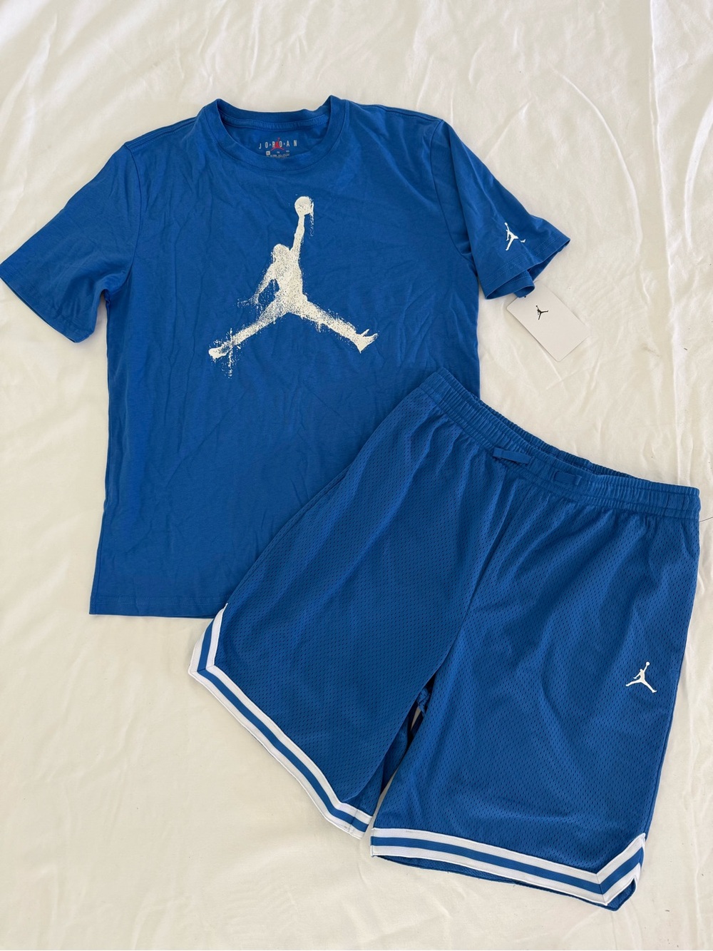 New boys Jordan sz XL 14-16 Shirt and Mesh Shorts Set with White Jumpman